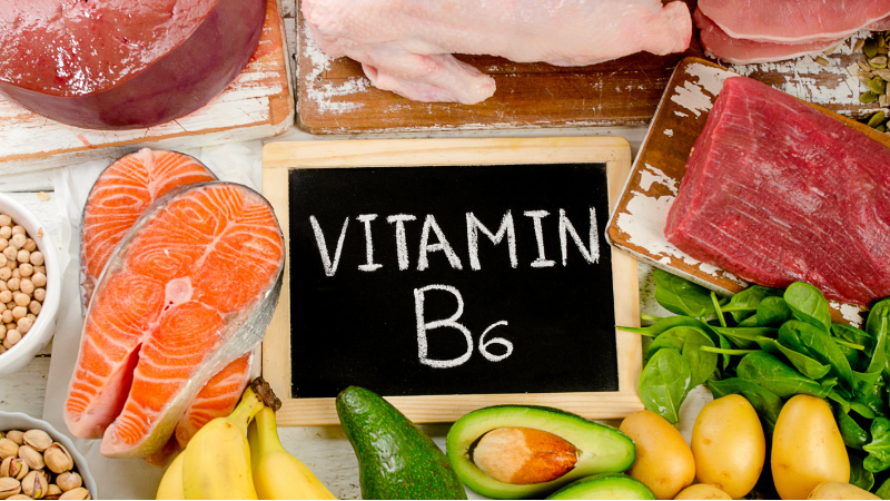 Verschiedene Lebensmittel, die reich an Vitamin B6 sind