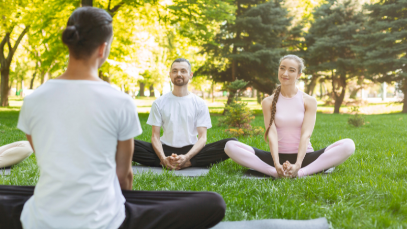 Yoga entspannt und kann das Stress-Level senken